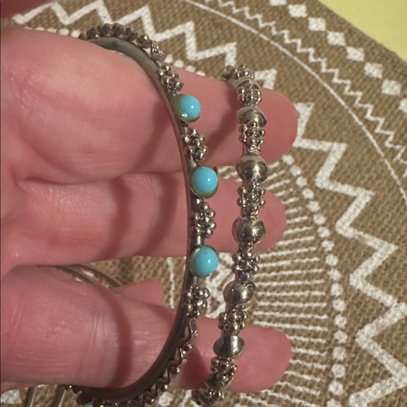 Set of 8 Silver & teal colored cowgirl bohemian style bangle bracelets - Picture 5 of 6